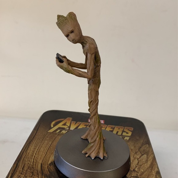 MARVEL HEAVYWEIGHTS 1:18 SCALE GROOT METAL STATUE - Picture 1 of 10